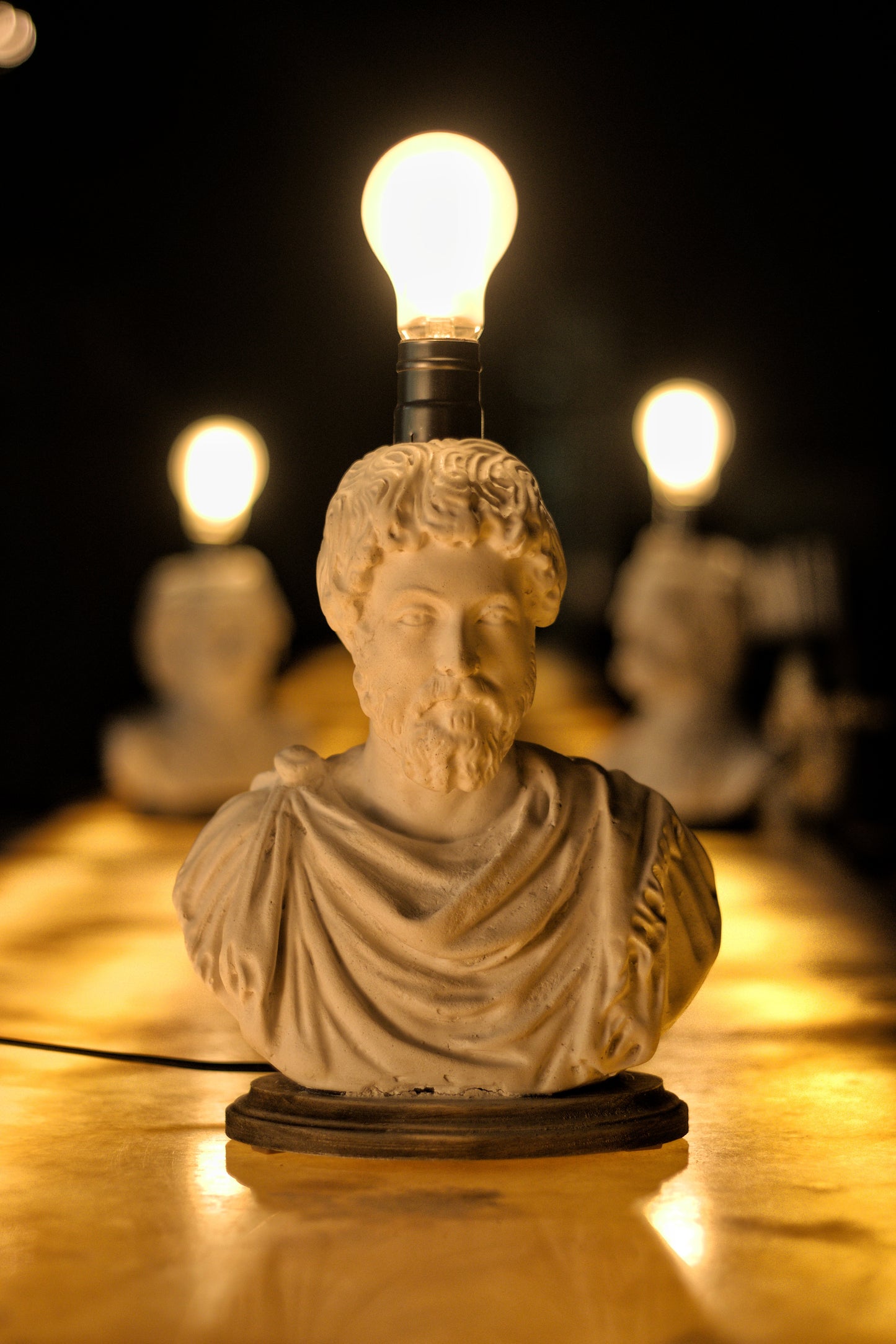 Marcus Aurelius Bust Lamp — Dark Academia Desk Lamp, Stoic Philosopher Decor, Handmade Gypsum Sculpture